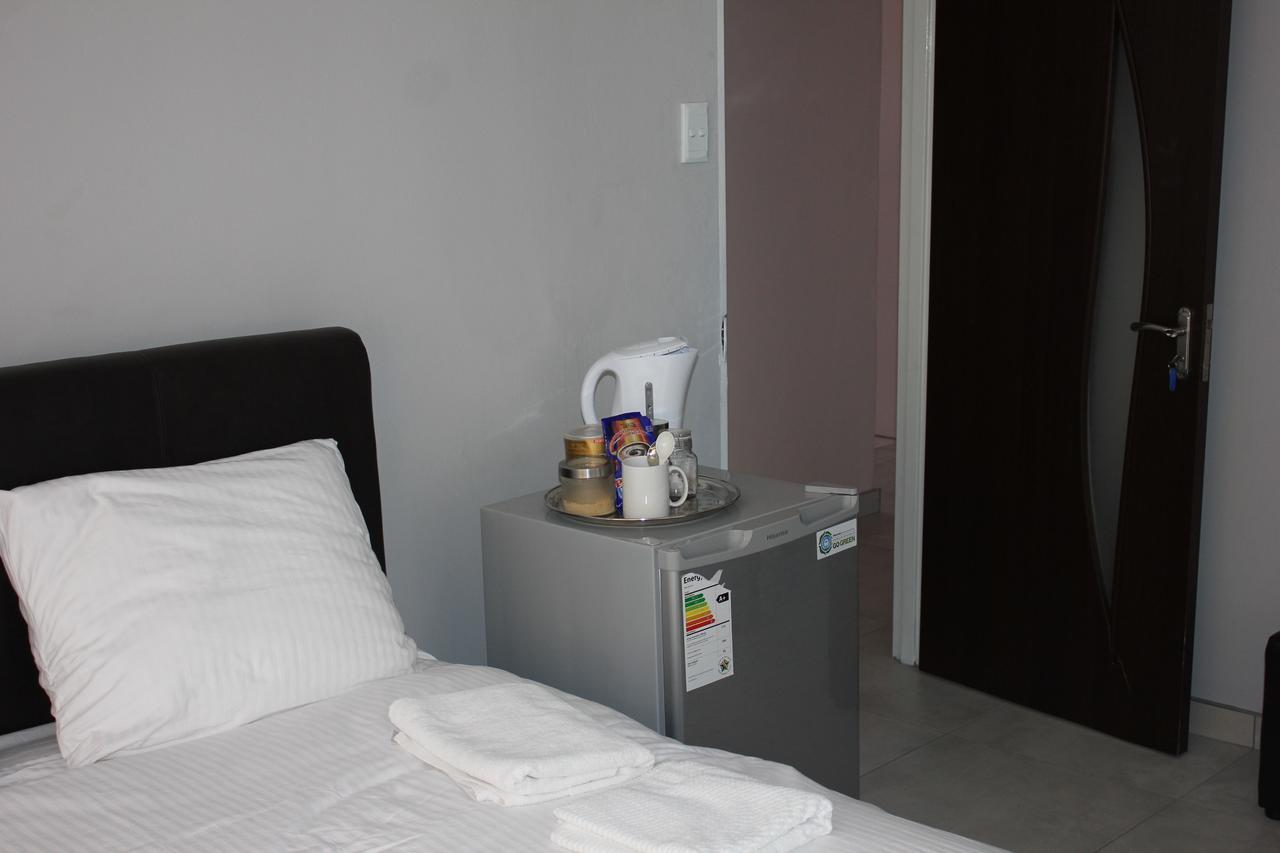 Coco Palm Bed&Breakfast Windhoek Exterior foto