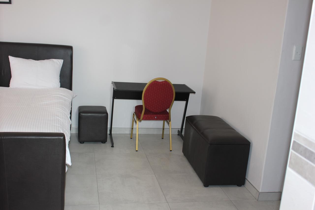 Coco Palm Bed&Breakfast Windhoek Exterior foto