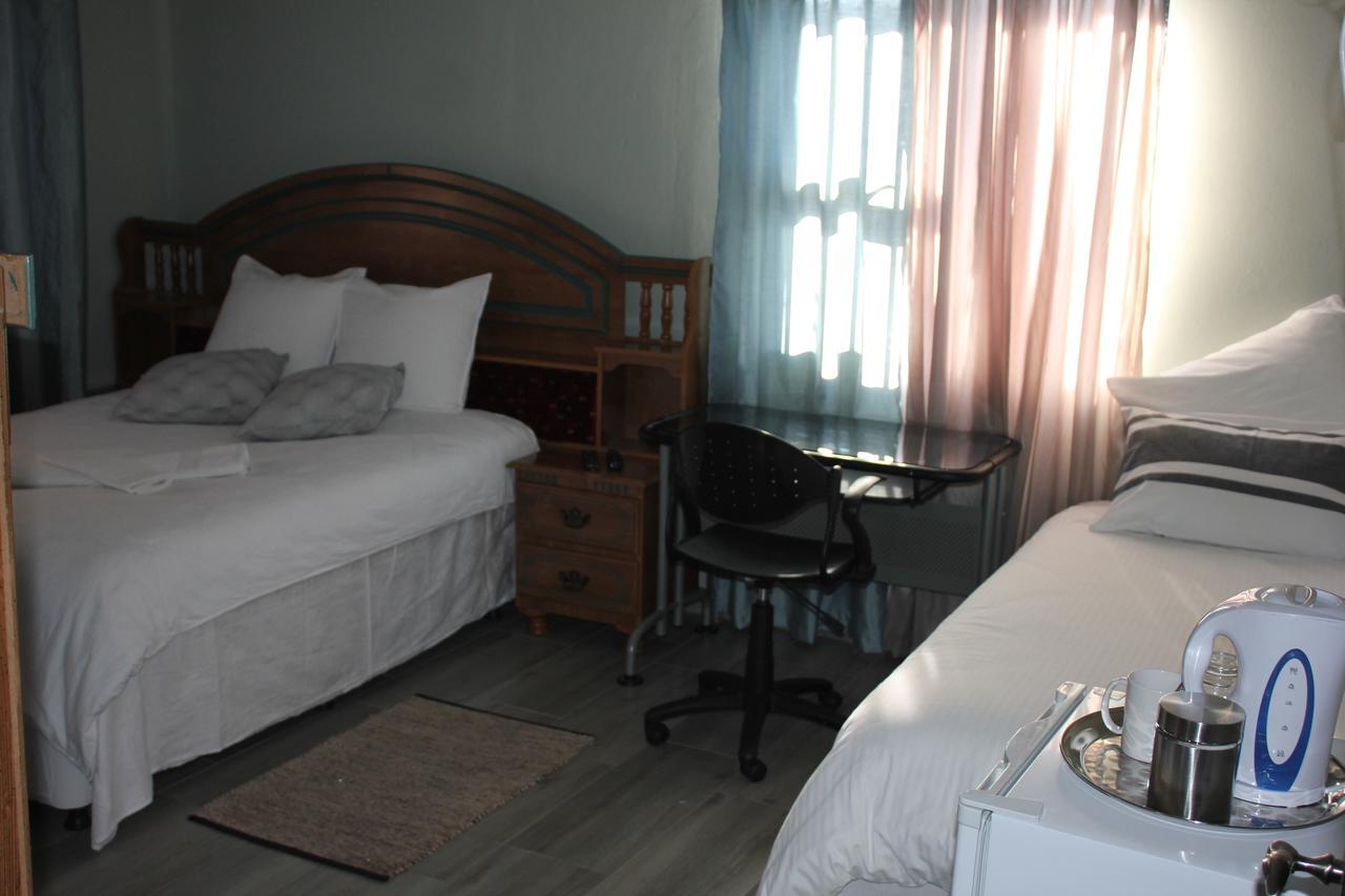 Coco Palm Bed&Breakfast Windhoek Exterior foto